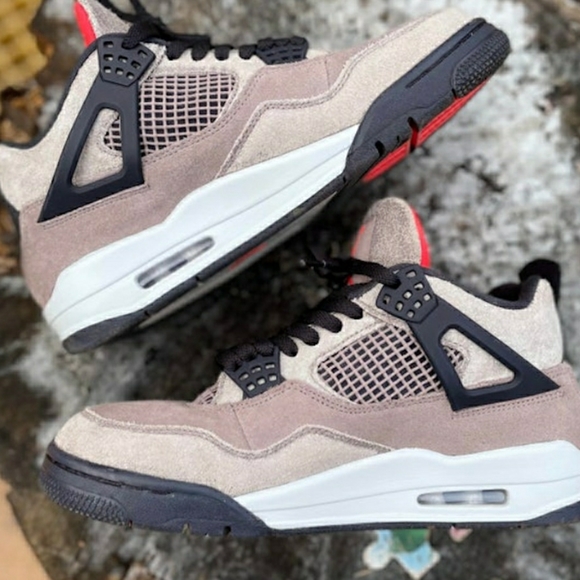 Jordan 4 "Taupe 4s" - Picture 4 of 4